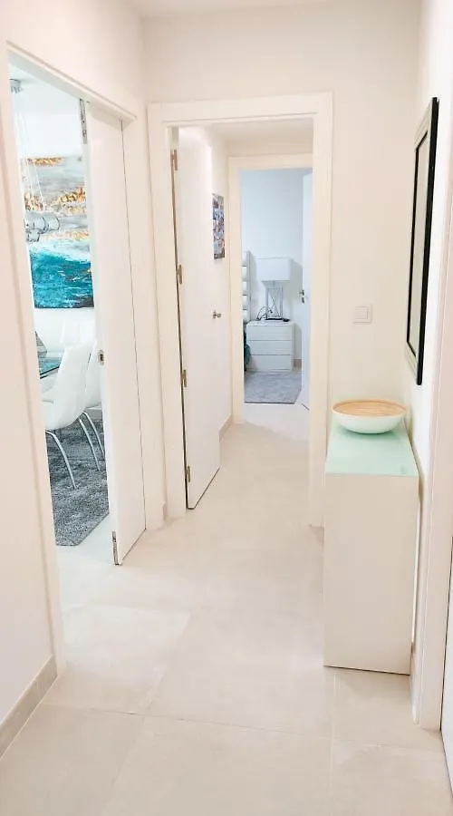 Lovely Apartment Centrally Located In Estepona