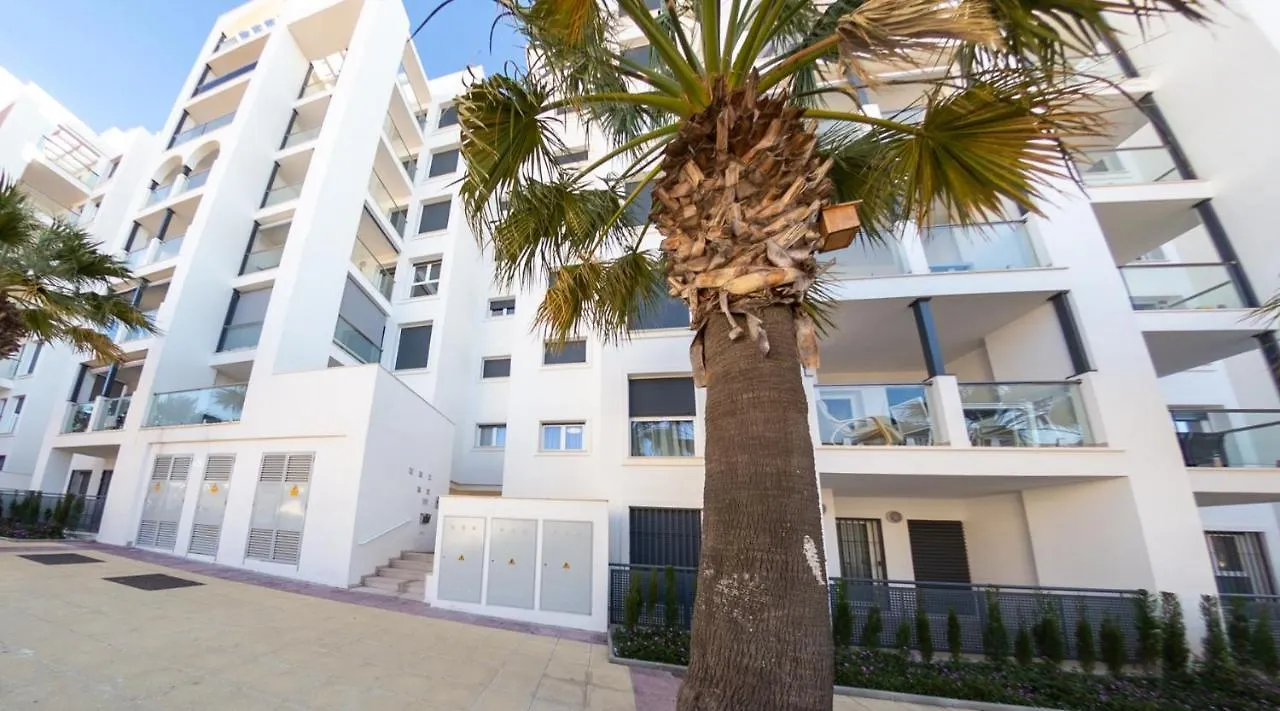 Lovely Apartment Centrally Located In Estepona Spain